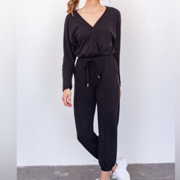 Gilli Charcoal Grey Black Long Sleeve Jumpsuit Size L - Picture 1 of 10
